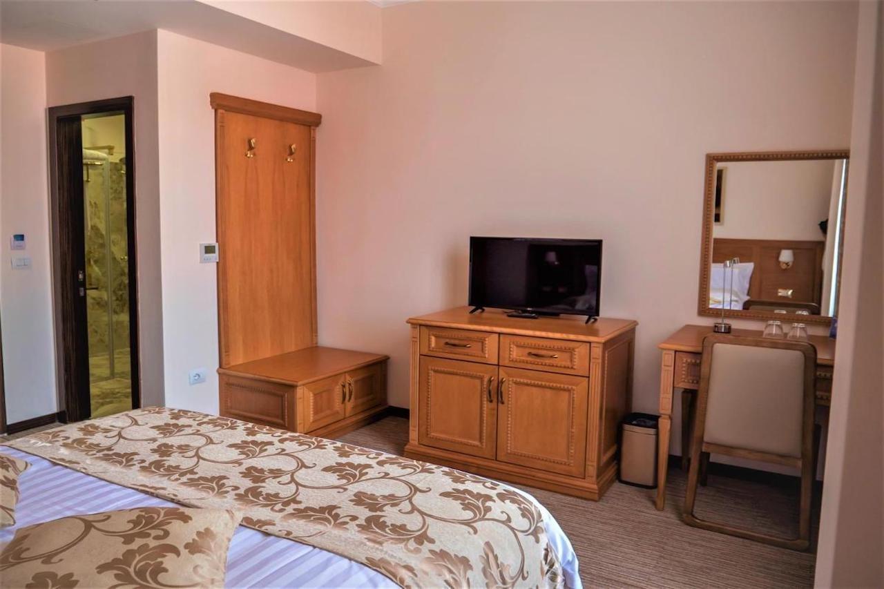Boka 4* Tirana